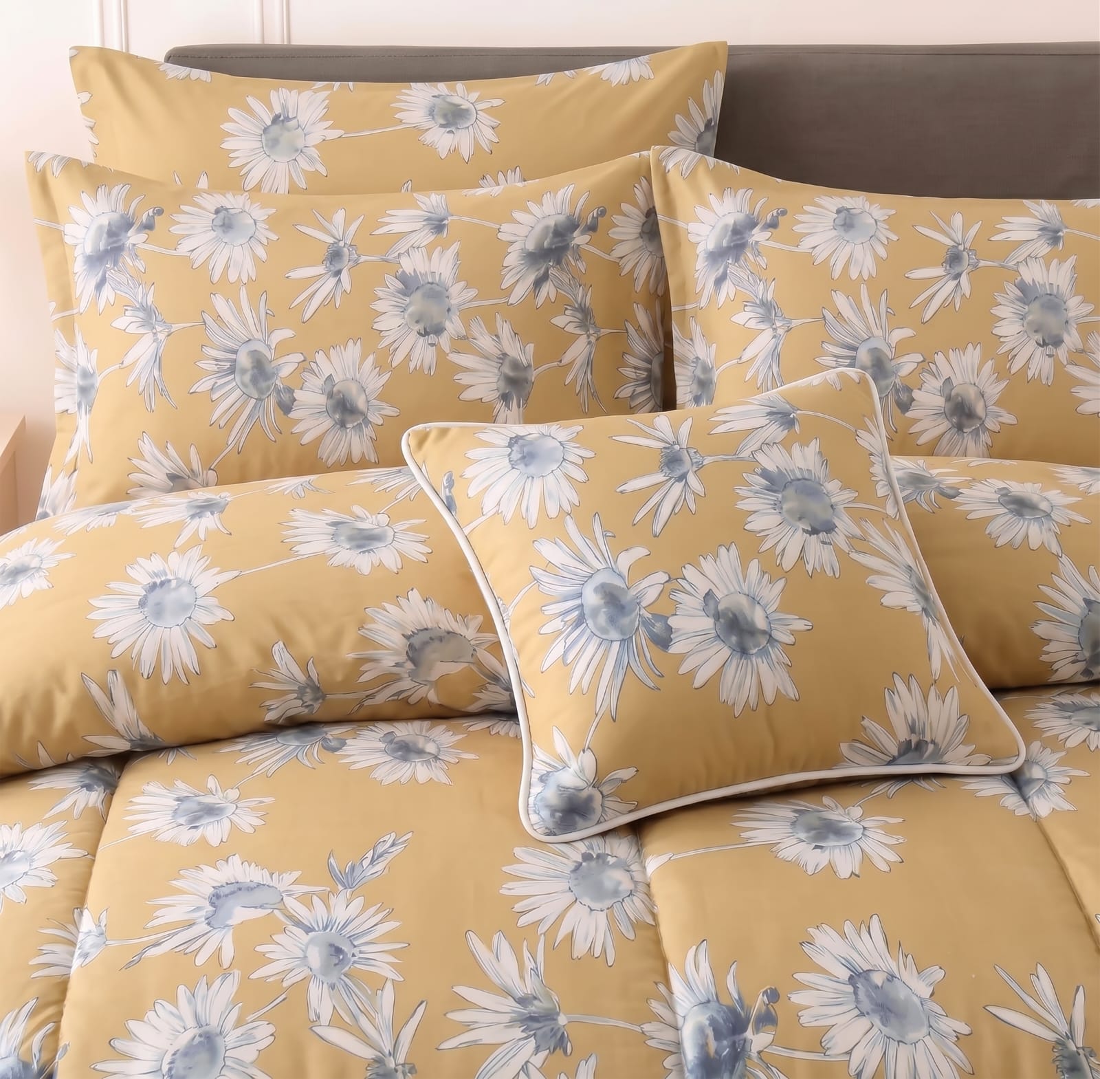 7 Pcs Comforter Set King Size Design KCC 110